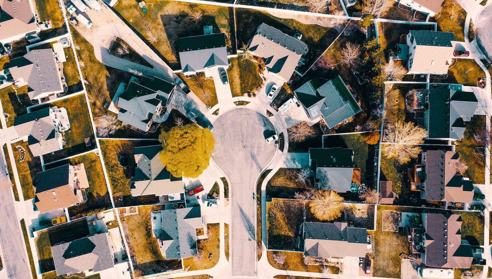 Overhead view of a neighborhood cul-de-sac