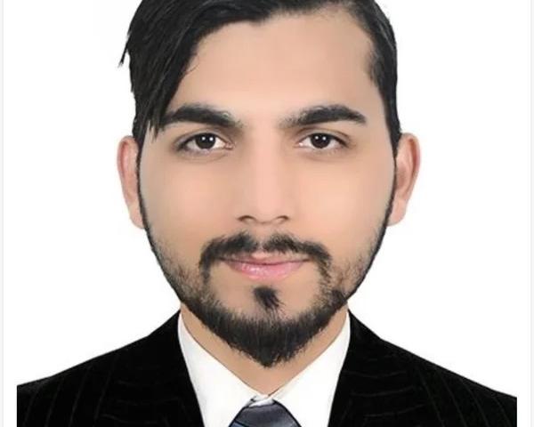 Profile picture for user RajaShoaib
