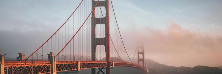 Golden gate bridge on a foggy day